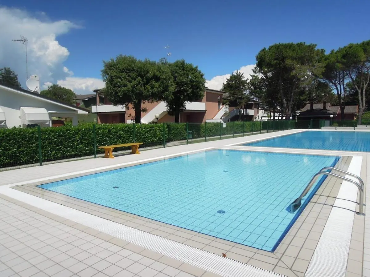 아파트 Bright Flat In Residence With Pool - Beahost 비비오네